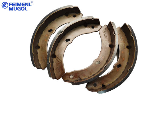 5-47110059 รองเท้าเบรคด้านหลัง สําหรับรถบรรทุก Isuzu ส่วนเบรค NKR55 4JB1 600P 8970350851 100P