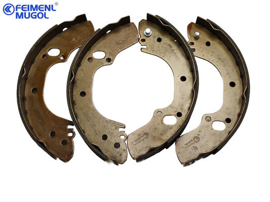8-97191108-0 8971911080 อุปกรณ์อะไหล่รถยนต์ รองเท้าเบรนสําหรับ ISUZU TFS